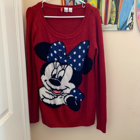 ‼️BOGO‼️ Minnie Mouse Sweater - Picture 3 of 8